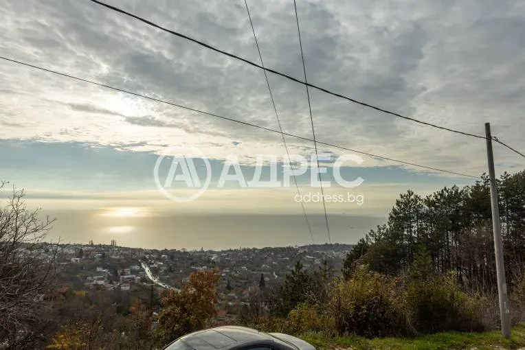 Spacious Villa with Stunning Sea and Forest Views for Sale - Image 2