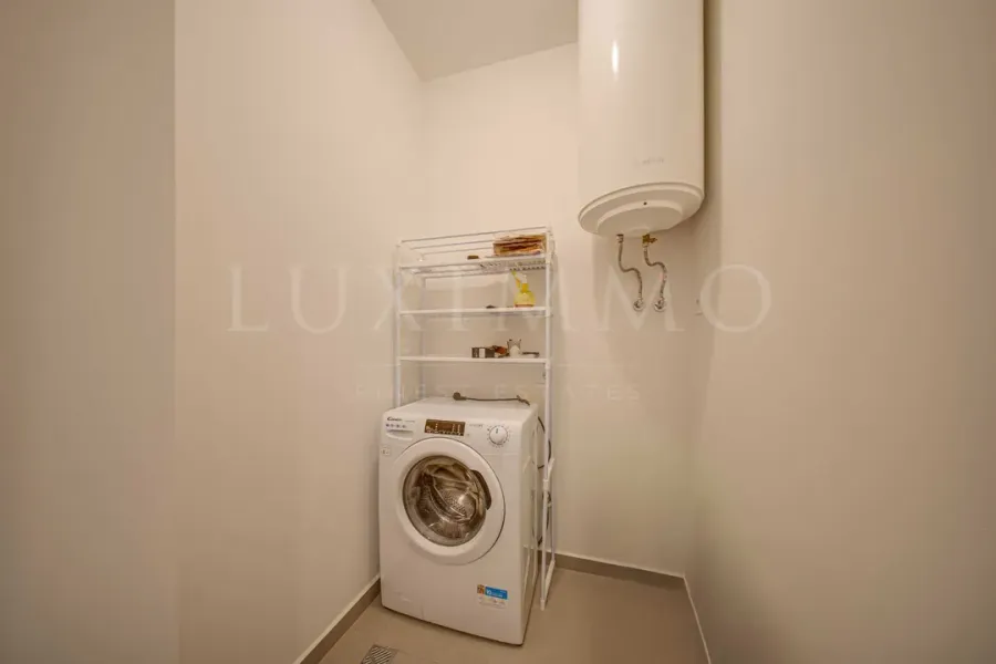 Spacious, Fully Furnished Apartment in Gated Sofia Complex - Vitosha View - Image 5