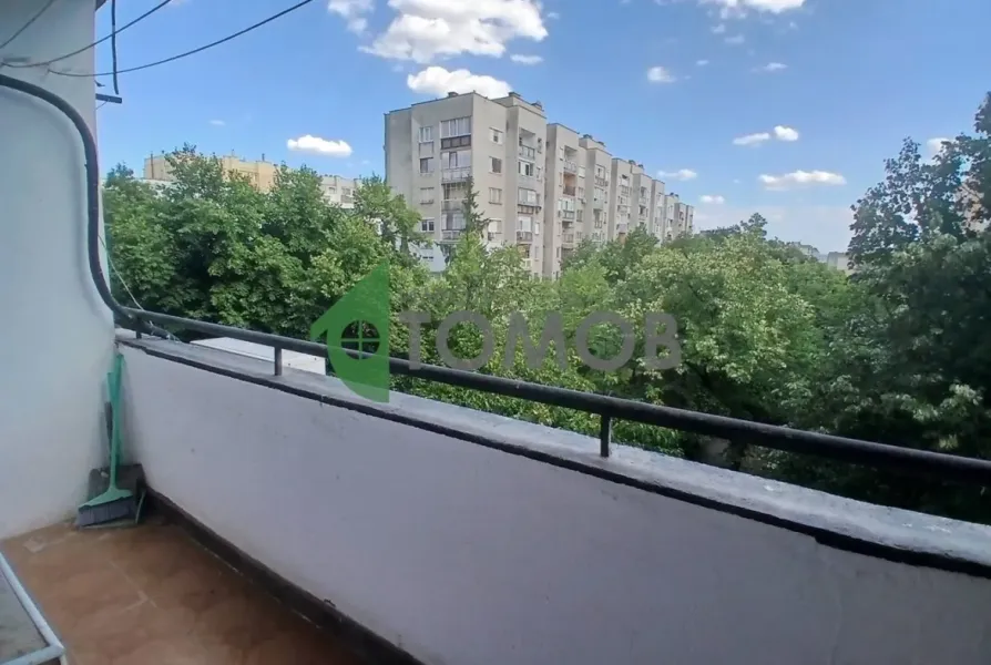 Spacious Two-Bedroom Apartment in Azymo, Stara Zagora, Bulgaria - Image 2