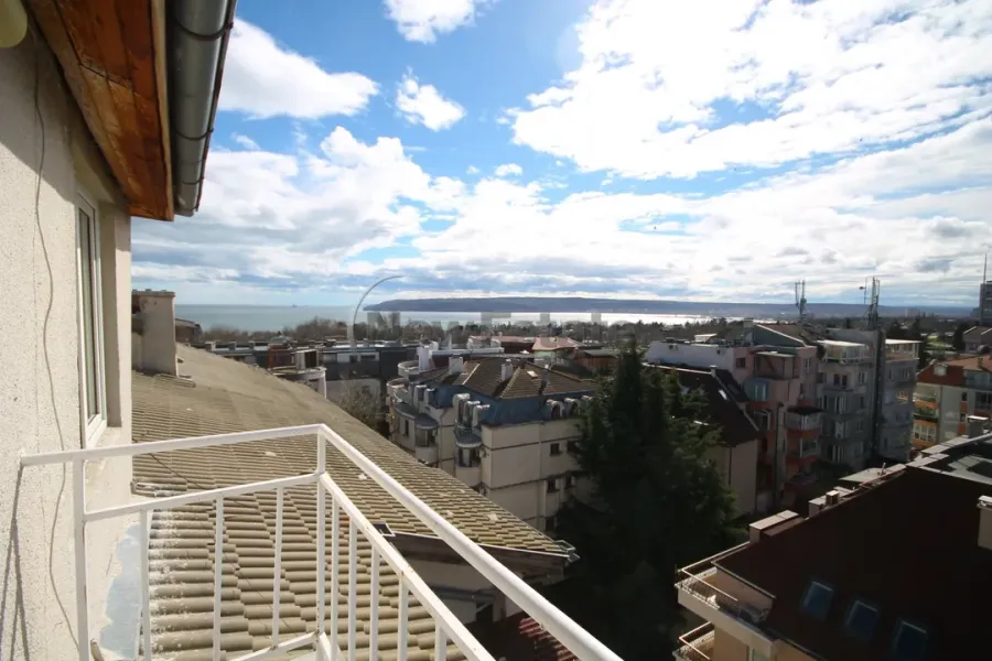 Stylish Furnished Duplex Apartment in Briz, Varna – Rental Opportunity - Image 2