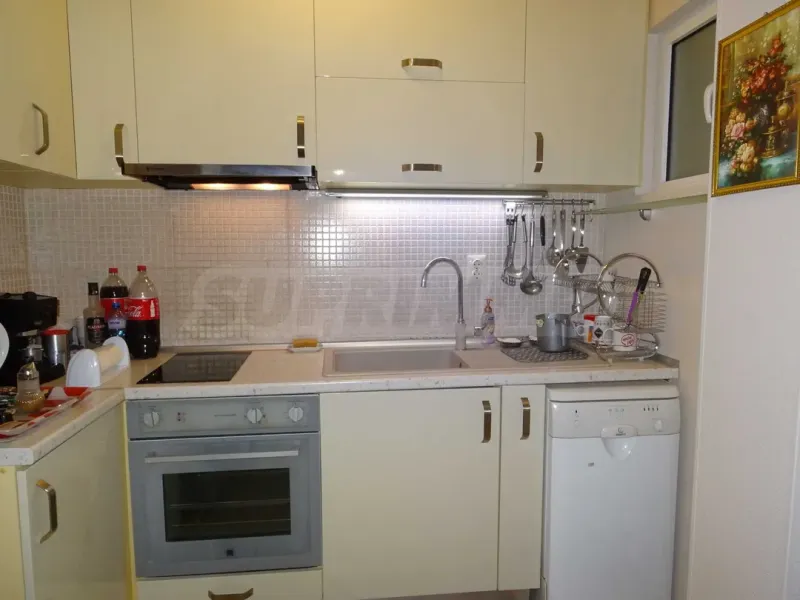 Spacious 3-Bedroom Apartment Near Varna University - Image 3