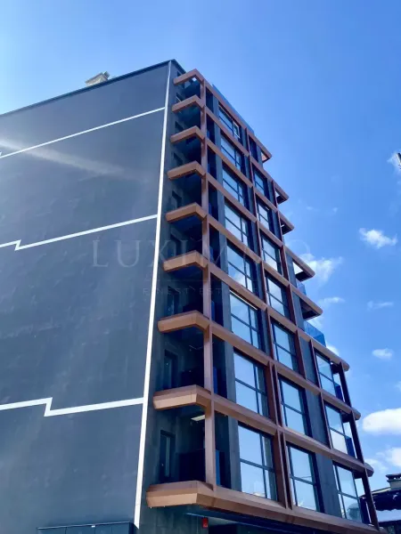 Spacious 2-Bedroom Apartment in Sofia's Boutique Building - Image 3