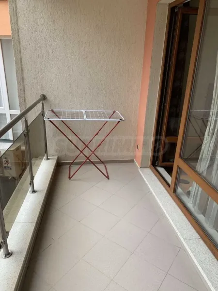 Spacious Mountain View Apartment in Sofia's Vitosha Quarter - Image 4