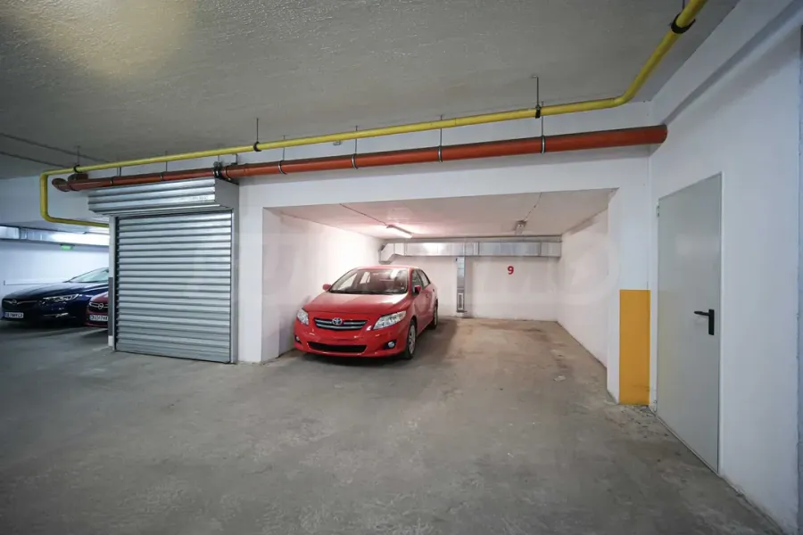 Spacious Fully Furnished Apartment in Sofia's Drvenchesi Area - Image 1