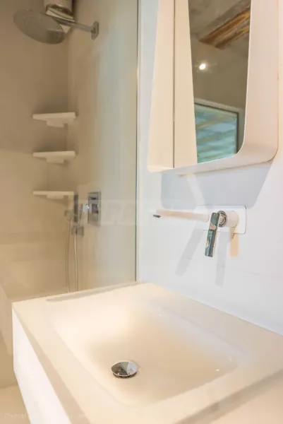 Luxury 2-Bedroom Apartment in Varna - Smart Building - Image 4