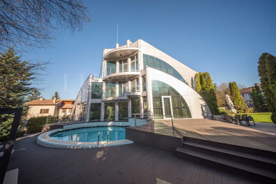 Luxury Designer House with Pool in Boyana, Sofia, Bulgaria - Image 4