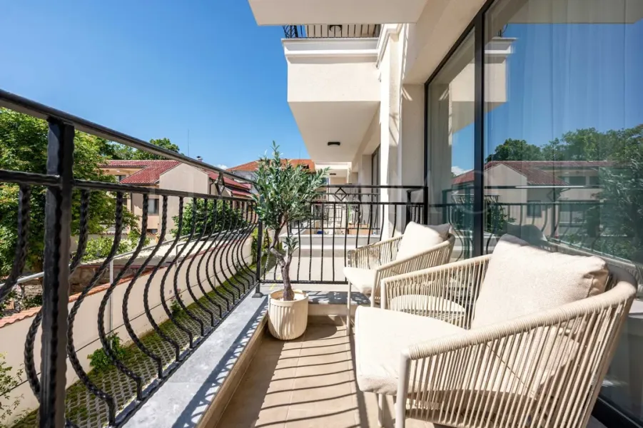 Stylish Fully Furnished Apartment in Plovdiv's Heart – 67m2 - Image 2