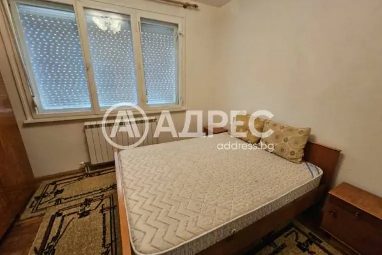 Spacious Fully Furnished 2-Bedroom Apartment in Stara Zagora - Image 1