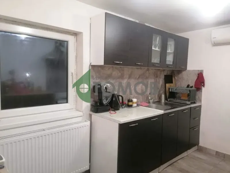 Spacious Brick House Near Ruse with Garden - Image 3