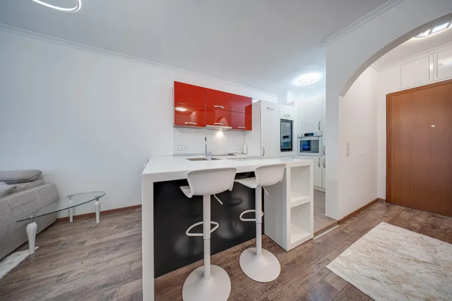 Luxury Fully Furnished 1-Bedroom Apartment in Sofia's Prestigious ESTE Home - Image 2