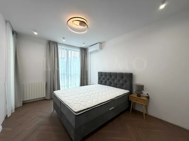 Spacious, Fully Furnished 1-Bedroom Apartment in Royal Garden 2 - Image 5