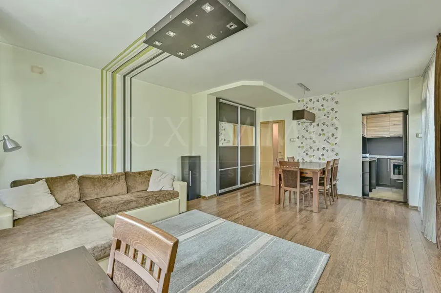 Spacious Fully Furnished Apartment Near South Park, Sofia - Image 4