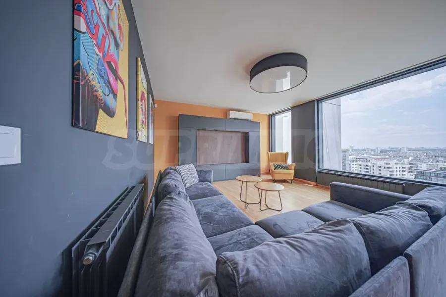 Spacious Fully Furnished Apartment with Stunning City & Mountain Views - Image 3