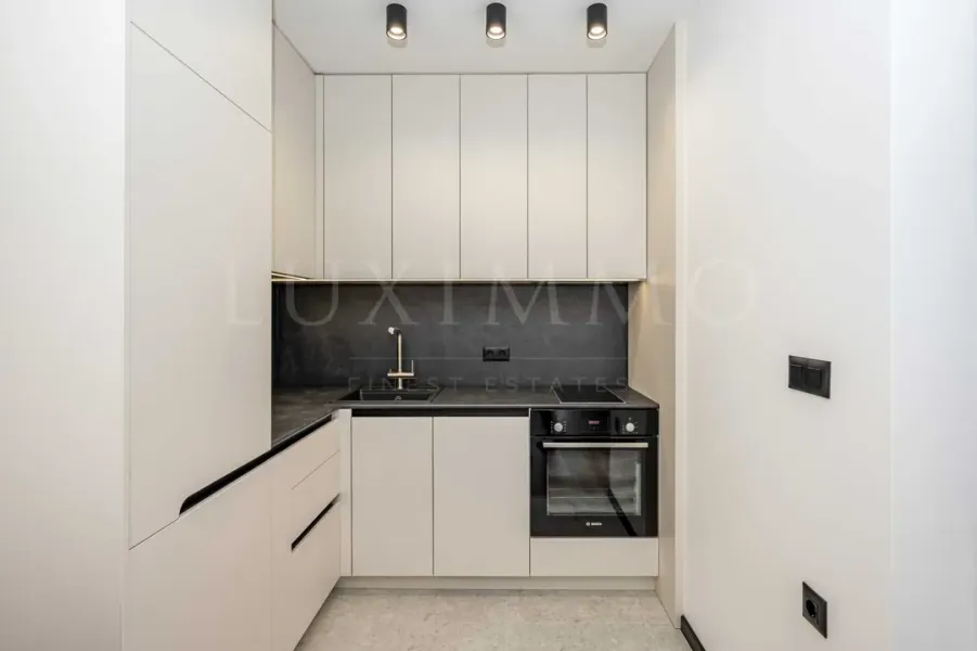 Stylish Fully Furnished Apartment in Plovdiv's Heart – 67m2 - Image 4