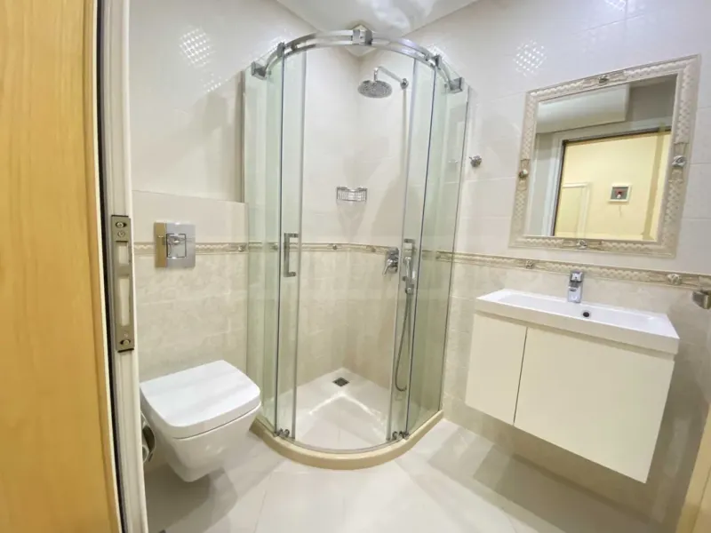 Stylish 2-Bedroom Apartment in Varna City Center - Image 2