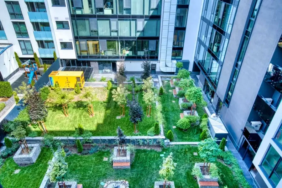 Spacious 2-Bedroom Apartment in Sofia, Greece - Image 4