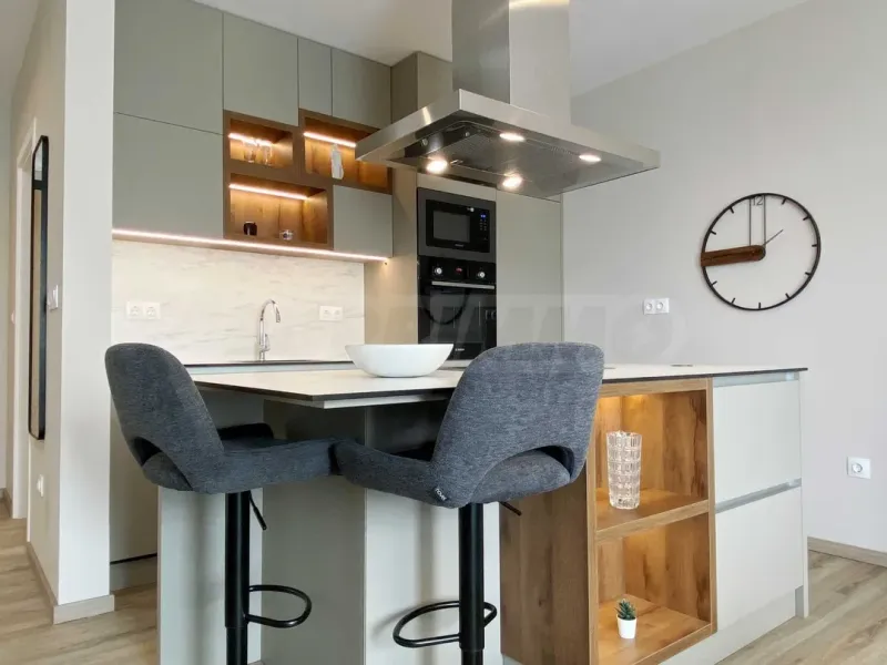 Stylish 1-Bedroom Apartment in Central Plovdiv – Fully Furnished - Image 2