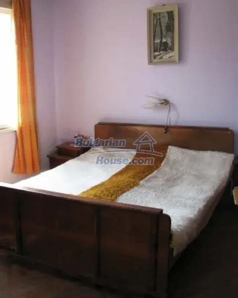 Spacious Stara Zagora Home: 230m² – Central Location - Image 4
