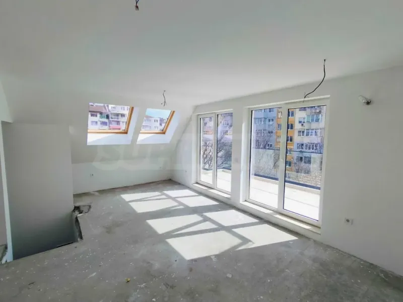 Spacious Levski Maisonette - Varna, Bulgaria, 117m2 - Image 2