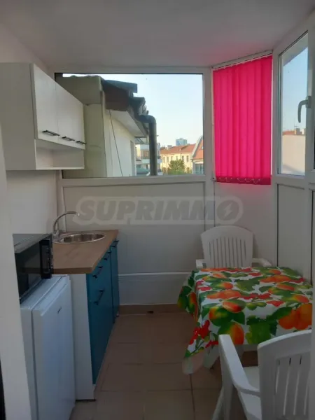 Stylish Burgas Apartment – Beachfront & Fully Furnished - Image 3