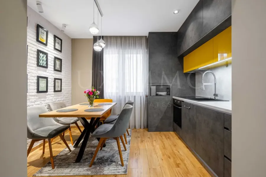 Spacious, Fully Furnished Apartment in Plovdiv's Kyuchuk Paris - Image 3