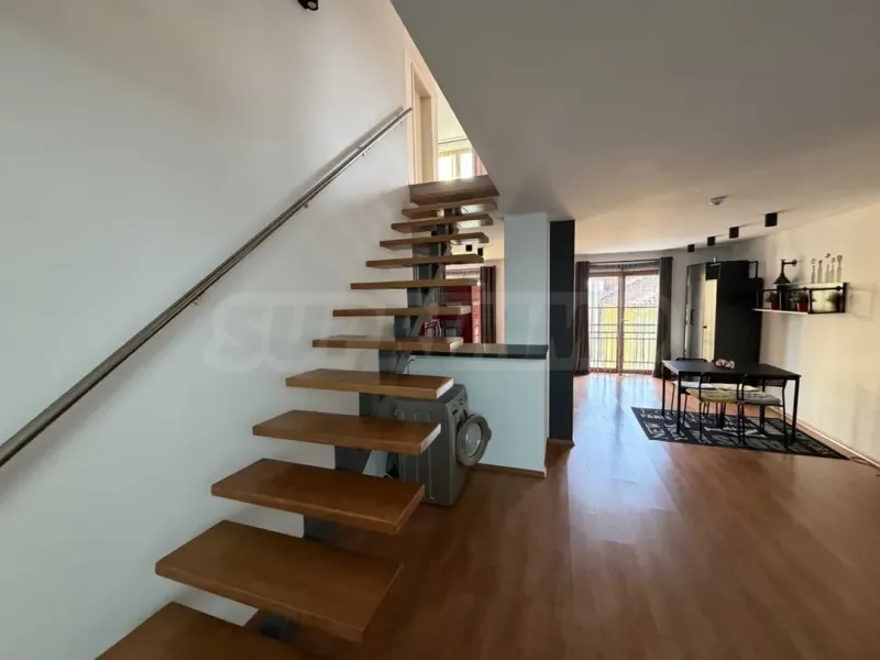 Luxurious Sofia Mezzanine with Garden - Fully Furnished - Image 3