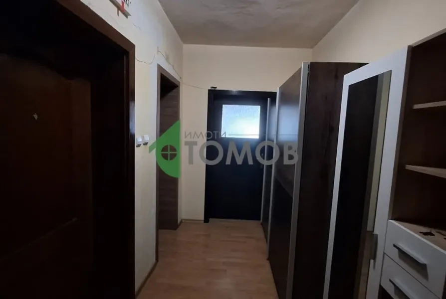 Spacious Three-Bedroom Apartment in Sought-After Stara Zagora - Image 3