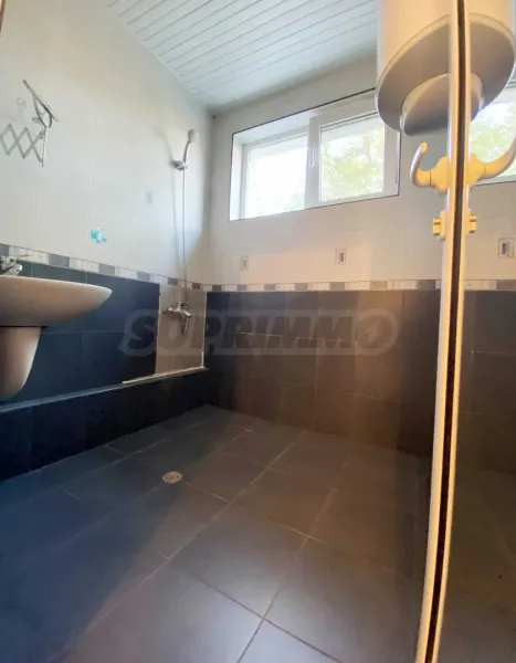 Spacious Plovdiv Apartment - Two Bedrooms, Prime Location, 198 m2. - Image 1