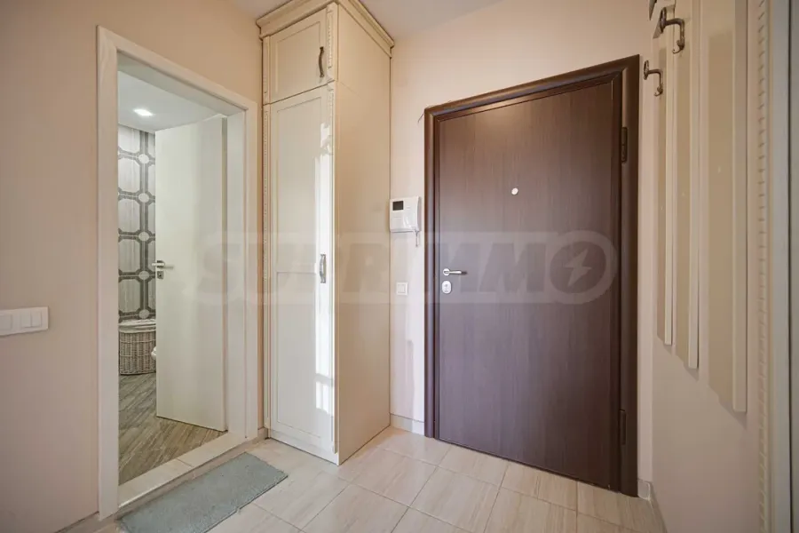Spacious Fully Furnished Apartment in Sofia's Drvenchesi Area - Image 2