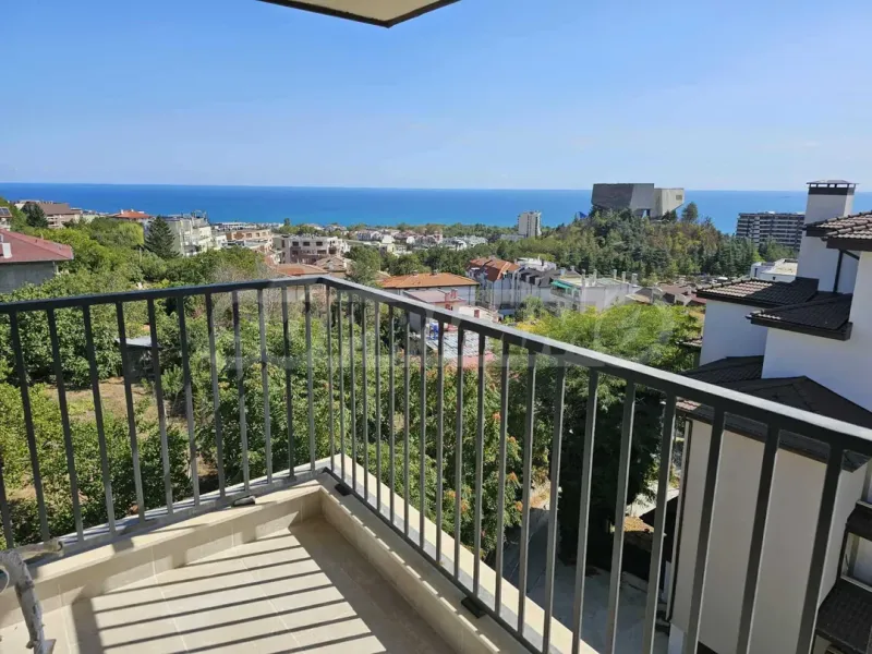 Varna Seafront Apartment - Panoramic Views - Image 2