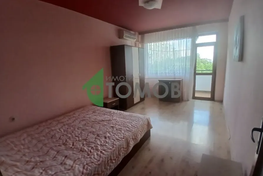 Spacious Two-Bedroom Apartment in Azymo, Stara Zagora, Bulgaria - Image 4