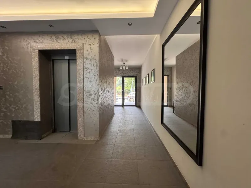 Spacious 3-Bedroom Apartment - Mariitsa Blvd, Plovdiv - Image 2