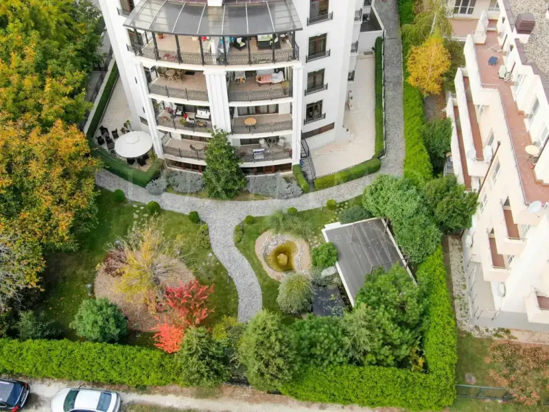 Stylish One-Bedroom Apartment in Briz District, Varna – Fully Furnished - Image 2