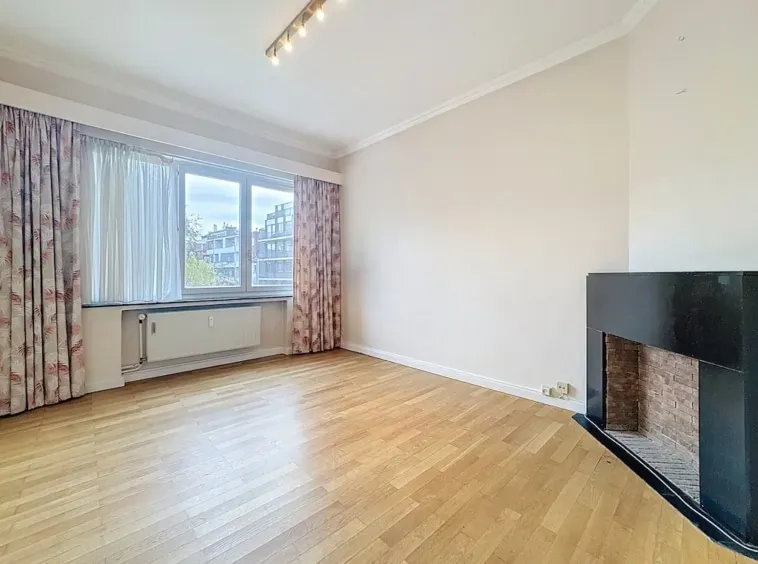 Stylish Brussels Apartment Near Place d’Arezzo – 2 Bedrooms - Image 5