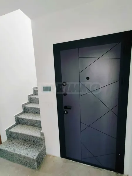 Spacious Levski Maisonette - Varna, Bulgaria, 117m2 - Image 5