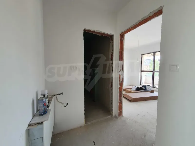 Spacious Varna Apartment with Stunning Sea Views. - Image 1