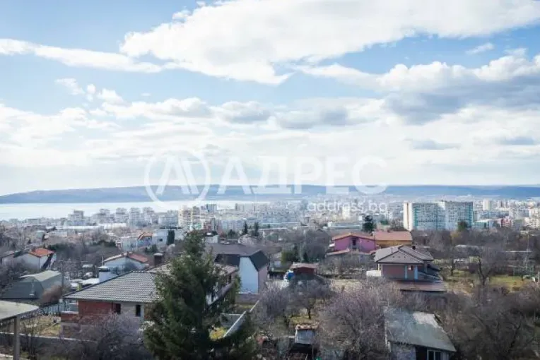 Spacious Villa with Sea Views - 6 Bedrooms, Varna, Bulgaria - Image 4