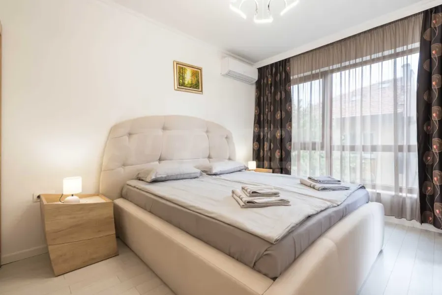 Stylish Fully Furnished Apartment in Varna City Center - Image 1