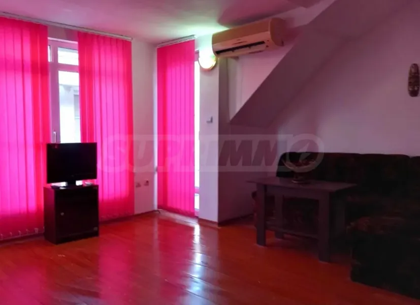 Stylish Burgas Apartment – Beachfront & Fully Furnished - Image 1