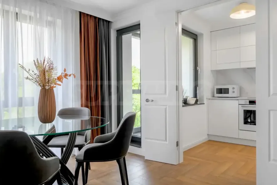 Luxury Varna Apartment - Fully Furnished, Prime Location - Image 3