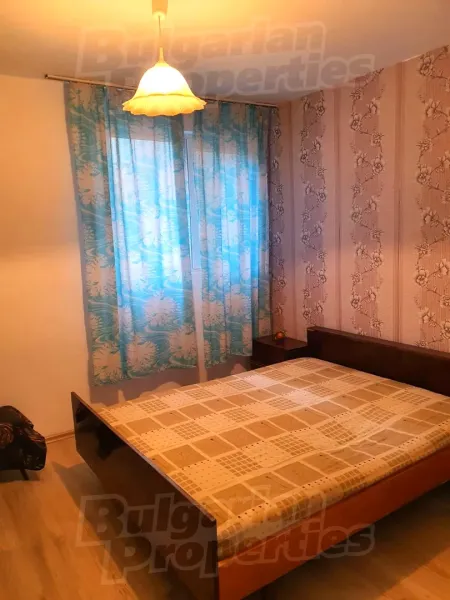 Charming Two-Bedroom House with Garden in Varna’s Troшеvo - Image 5