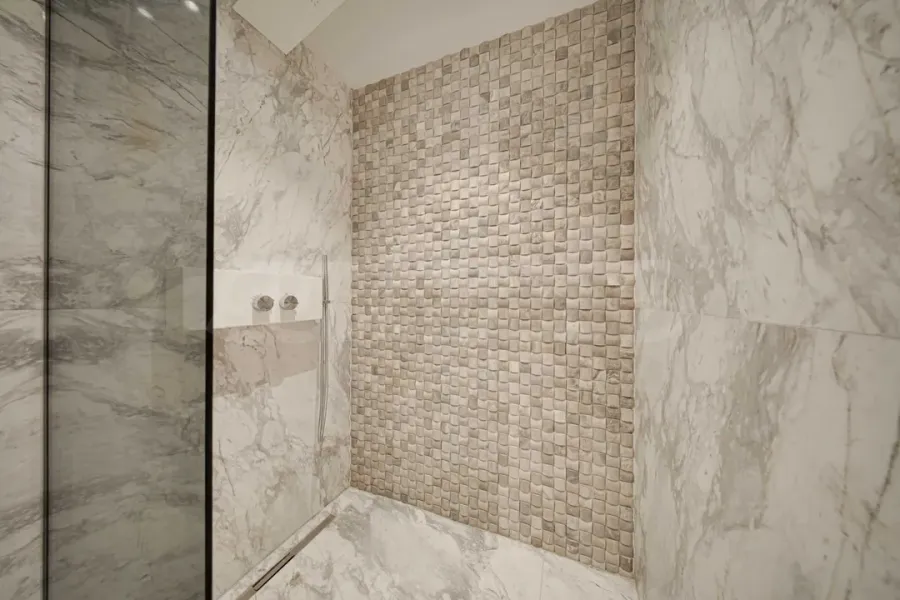 Luxurious Three-Bedroom Apartment in Sofia’s Prime Location – Exceptional Views & Features. - Image 3