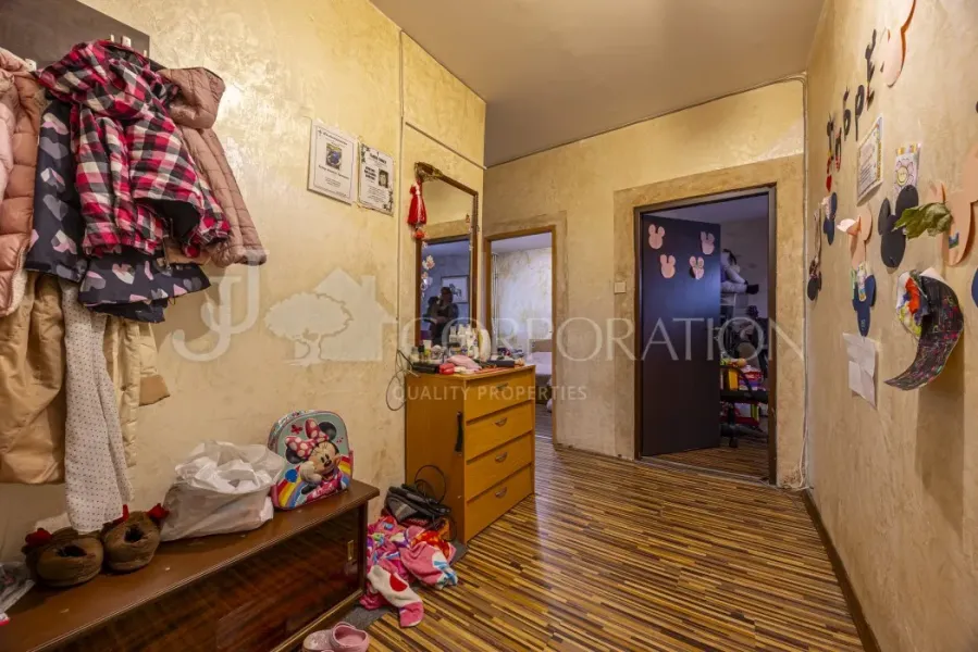 Spacious Fully Furnished 2-Bedroom Apartment in Oвча Купел Sofia - Image 3