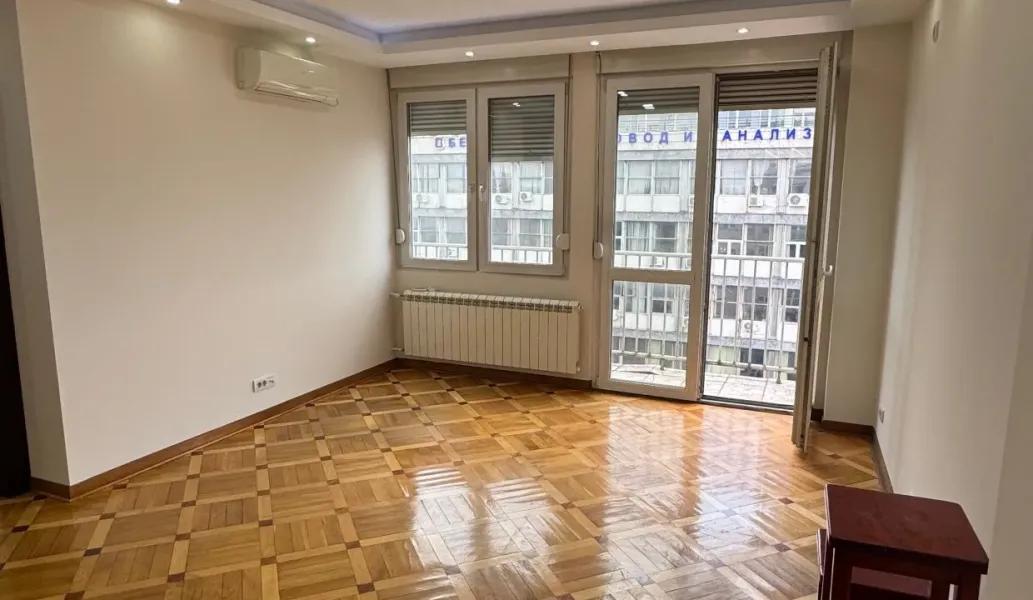Spacious 2-Bedroom Apartment with Great Views in Belgrade - Image 1