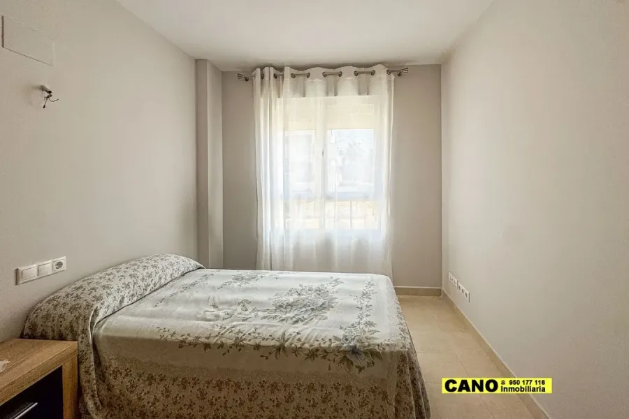 Spacious 2-Bedroom Apartment with Terrace in El Toyo, Spain - Image 1