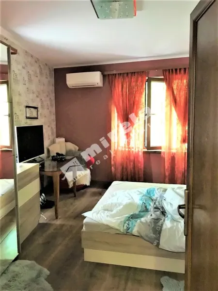 Spacious Fully Furnished House in Varna City Center - 300 sqm - Image 3
