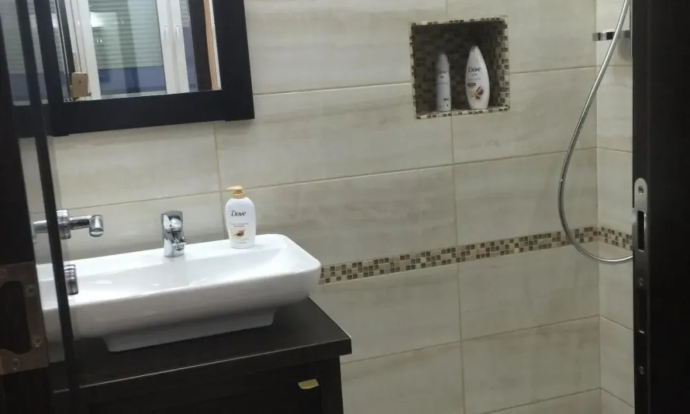 Spacious 2-Bedroom Apartment with Great Views in Belgrade - Image 5