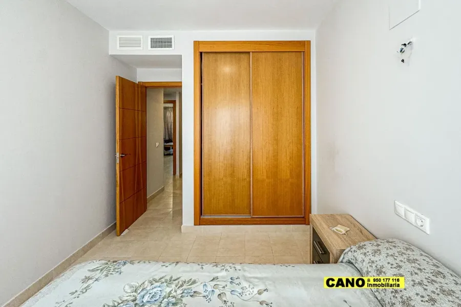 Spacious 2-Bedroom Apartment with Terrace in El Toyo, Spain - Image 5