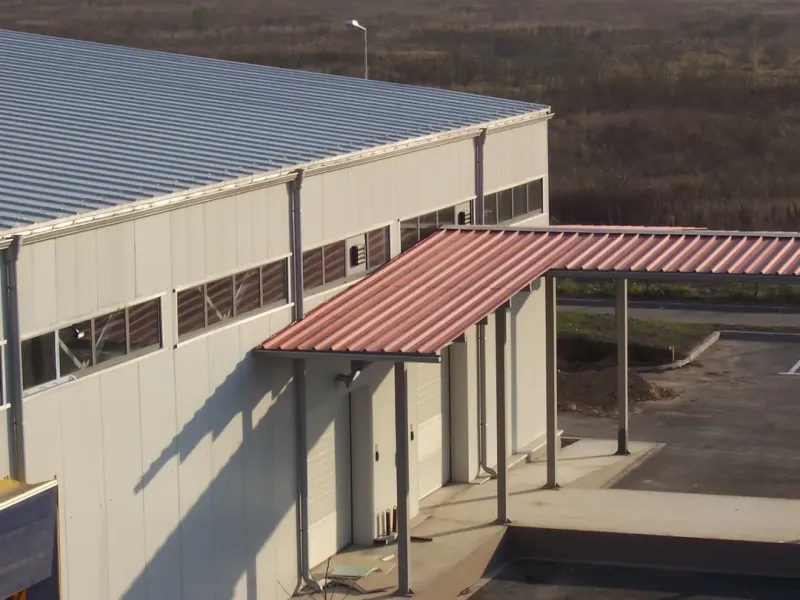 Spacious Warehouse for Rent - 2318m2 in Iskar Industrial Zone, Sofia - Image 5