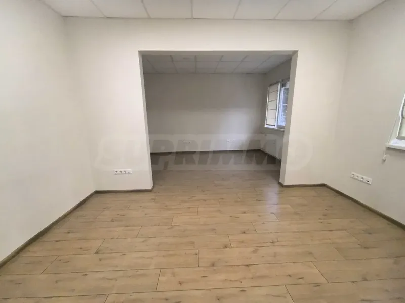 Spacious Sofia Apartment - Oборище District - Image 2